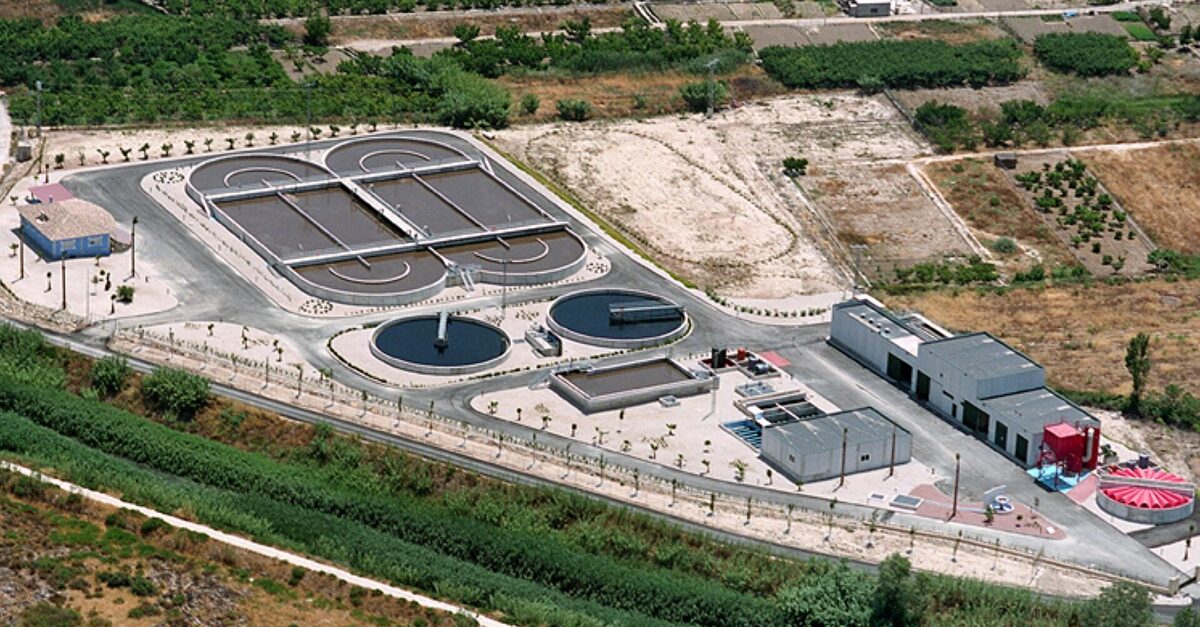 La Región de Murcia se sitúa a la vanguardia en depuración y reutilización de agua regenerada