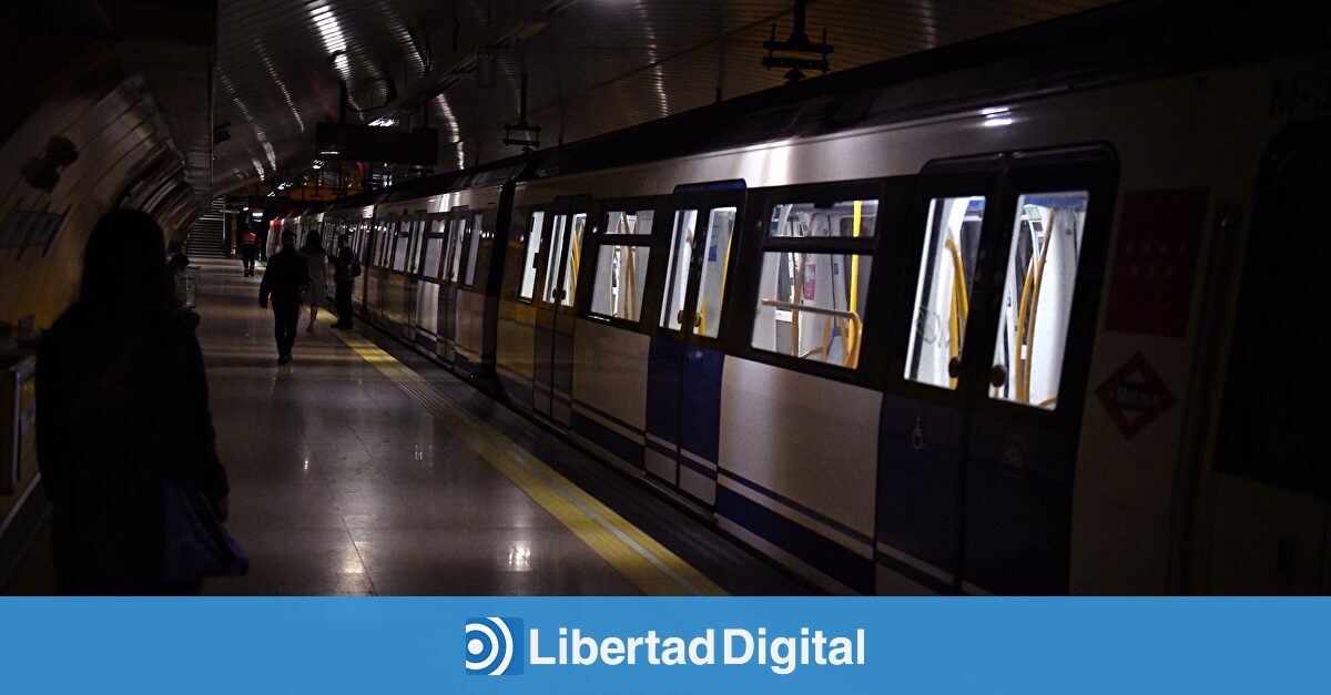 Apagón en el Metro en pleno caos ferroviario en la línea Madrid-Sevilla