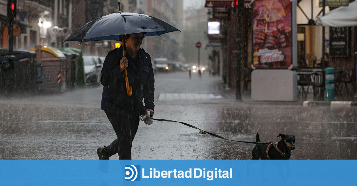 La AEMET emite alertas amarillas por lluvia y tormenta en 14 Comunidades Autónomas