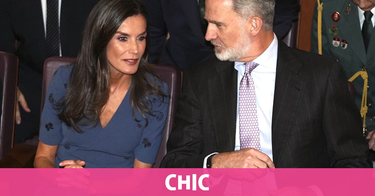 Los Reyes, fieles a su cita con el periodismo, presiden los Premios APM