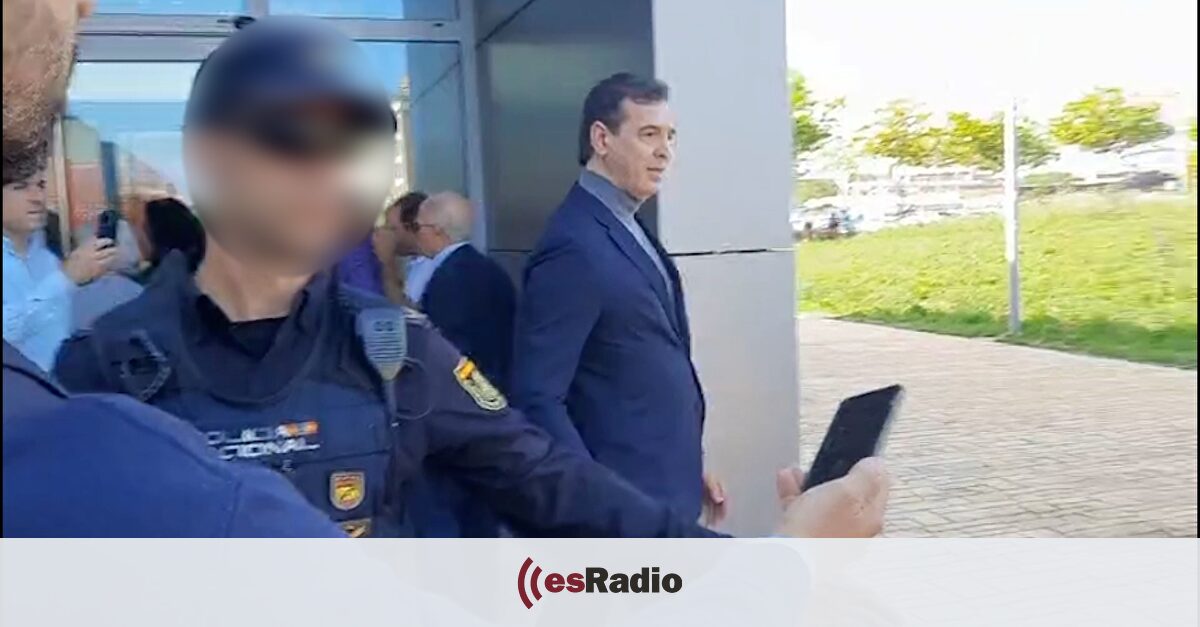 Las Noticias de La Mañana: La Audiencia de Badajoz retrasa su decisión sobre el hermano de Sánchez