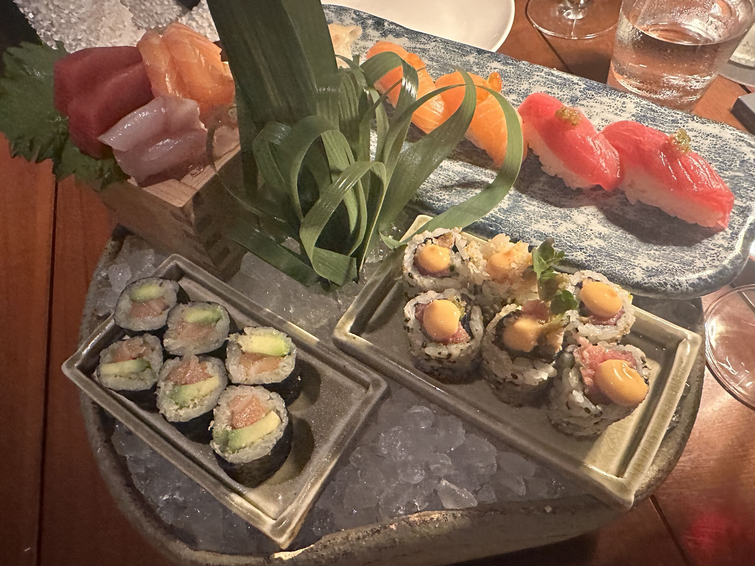 zuma-ibiza-bandeja-sushi.jpg