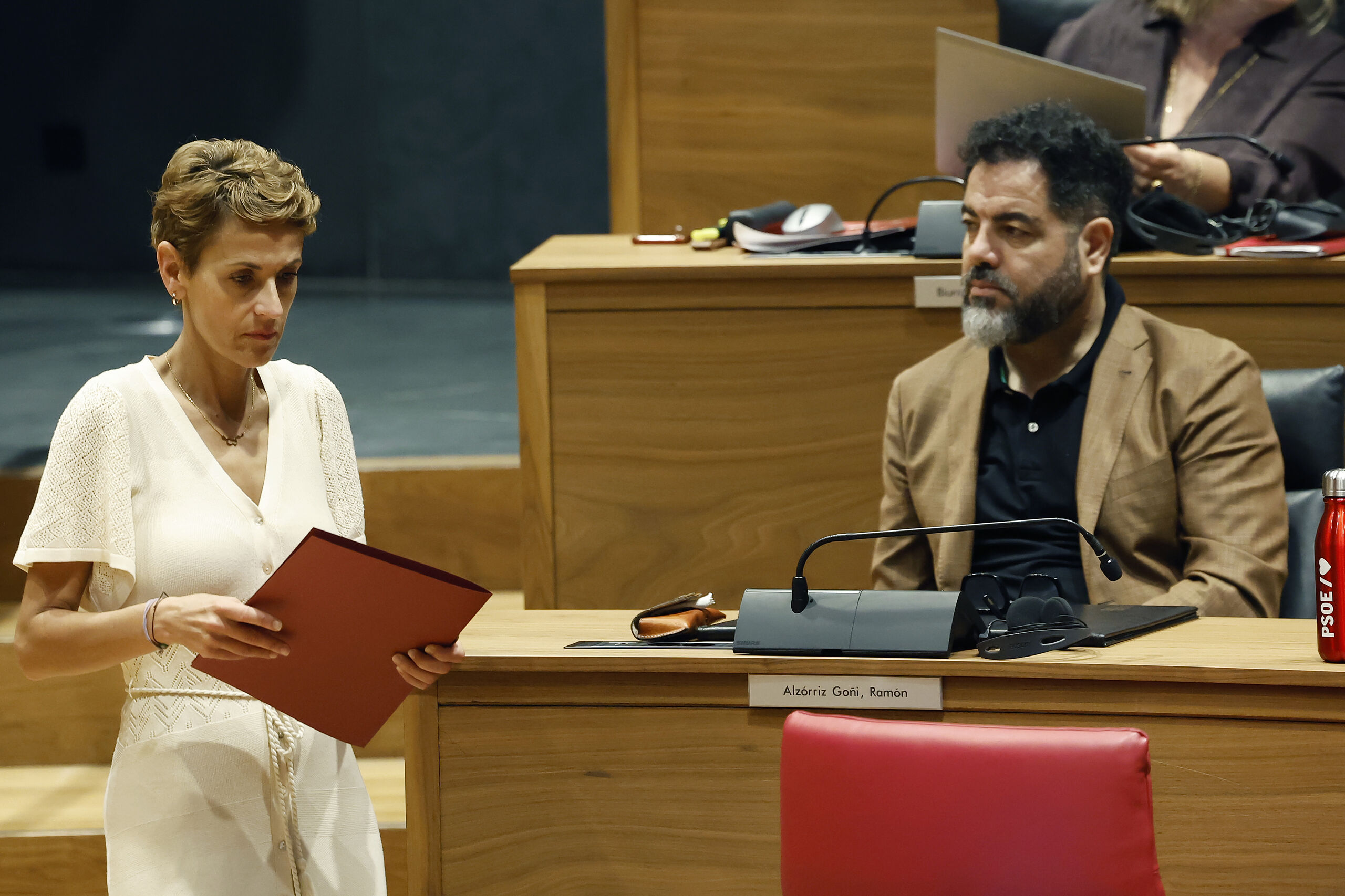 María Chivite contrató dos veces a la empresa de su tío