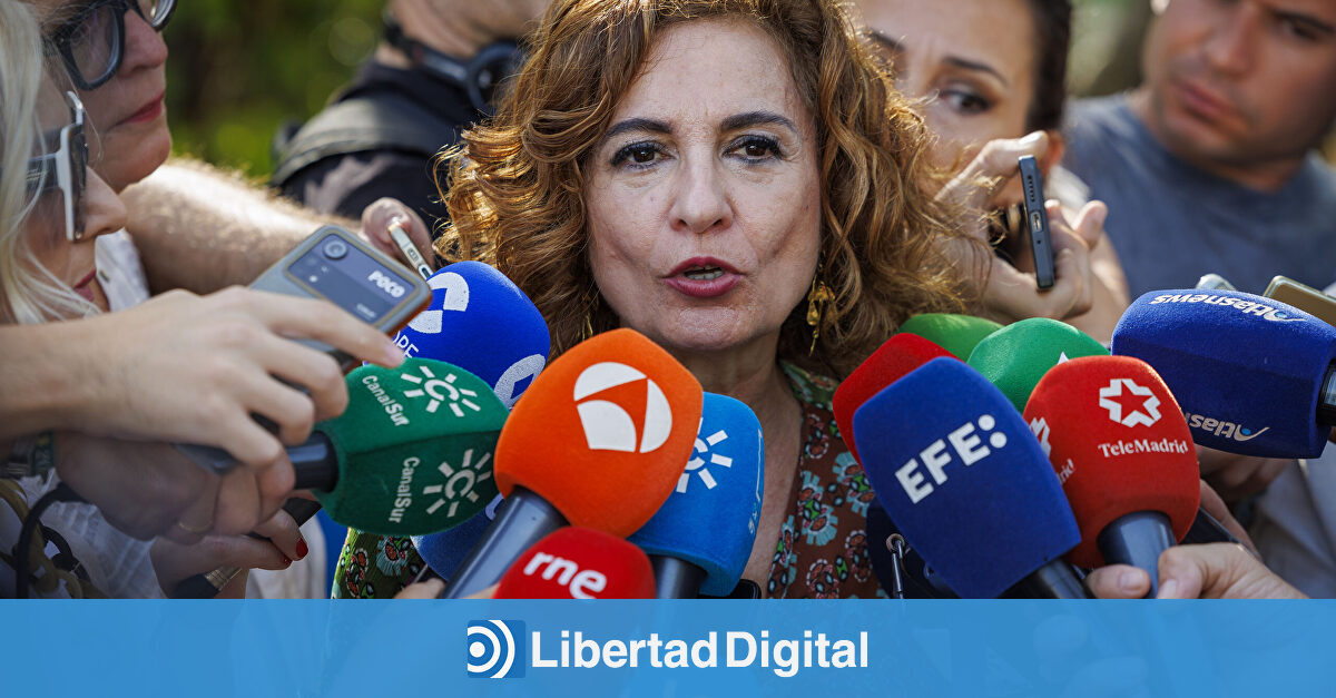 El PSOE, en shock: Montero no habla de quien  no está en el partido  y Enma López dice que  la vida sigue 