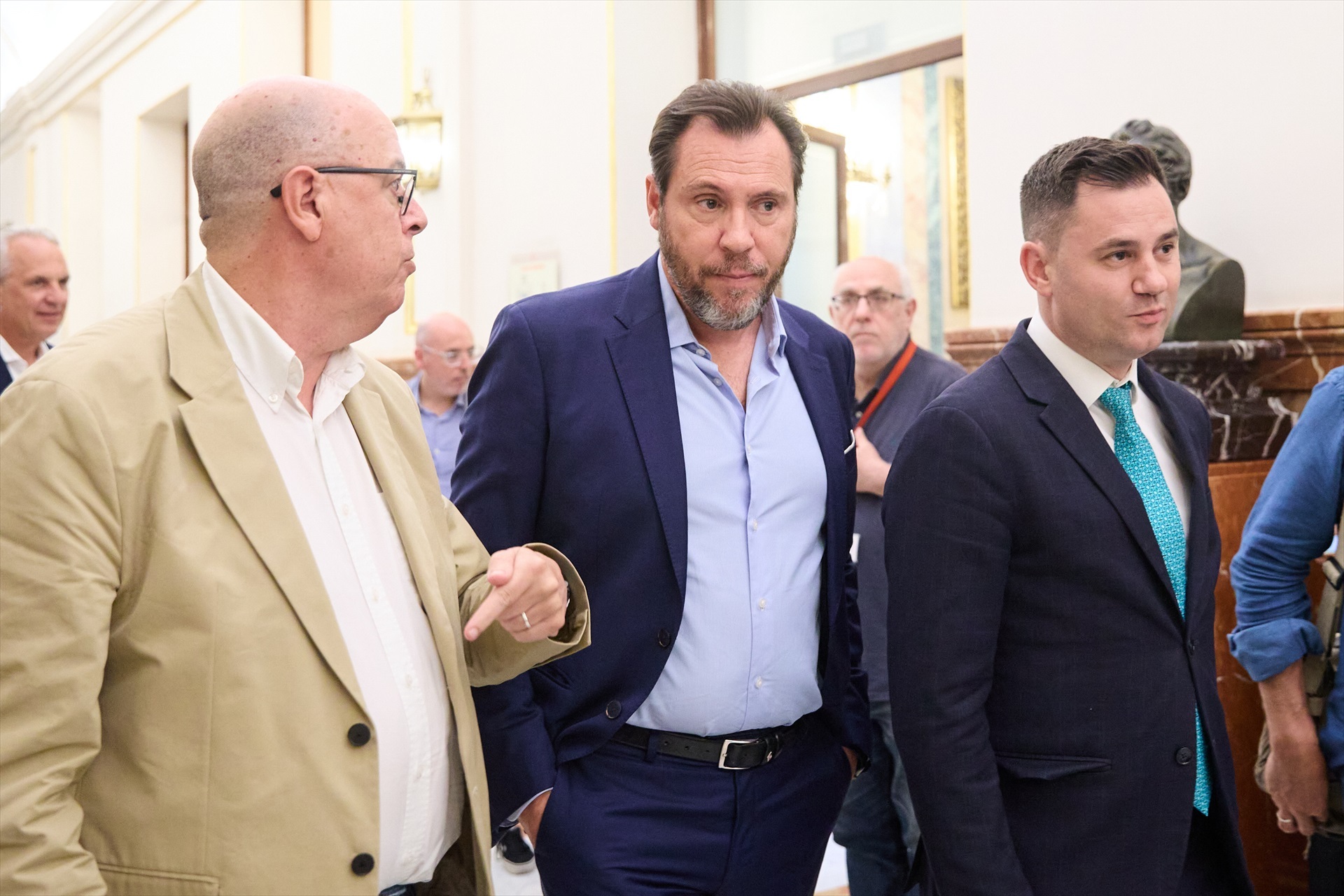 Guerra abierta entre Óscar Puente y las concesionarias por los contratos de una decena de autovías