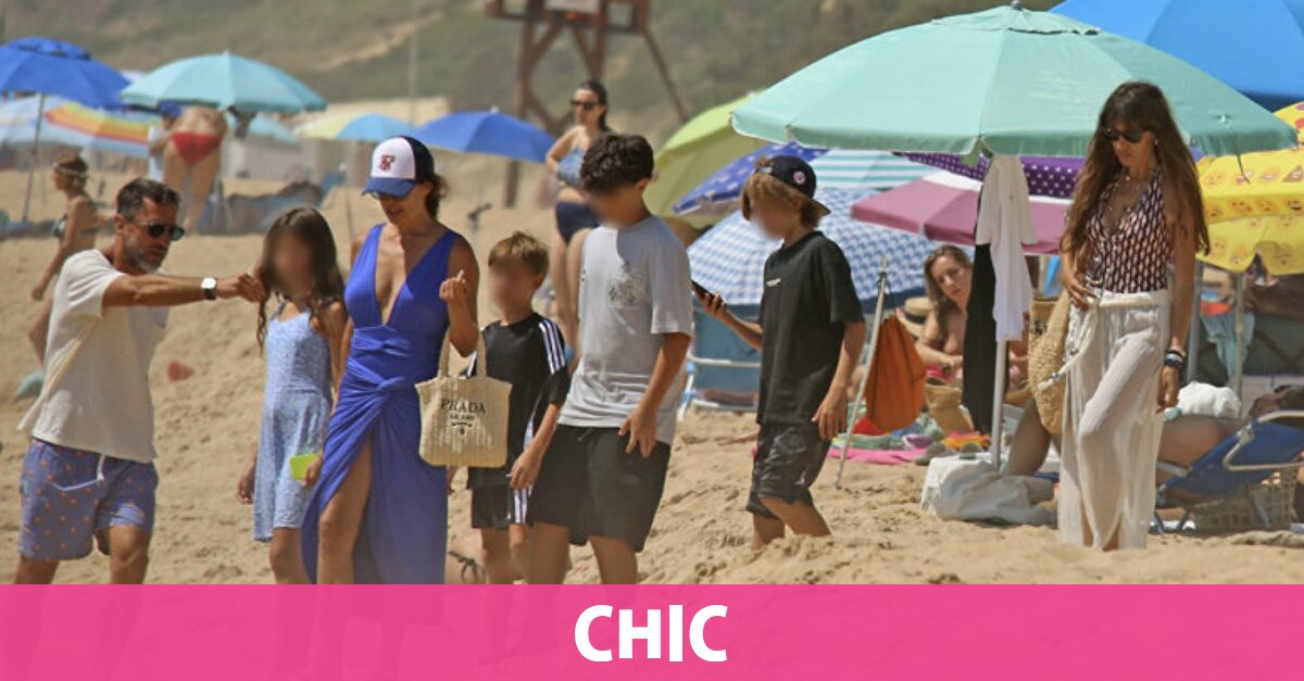 Sara Carbonero, muy enamorada, comparte su primer verano en Cádiz con el empresario José Luis Cabrera