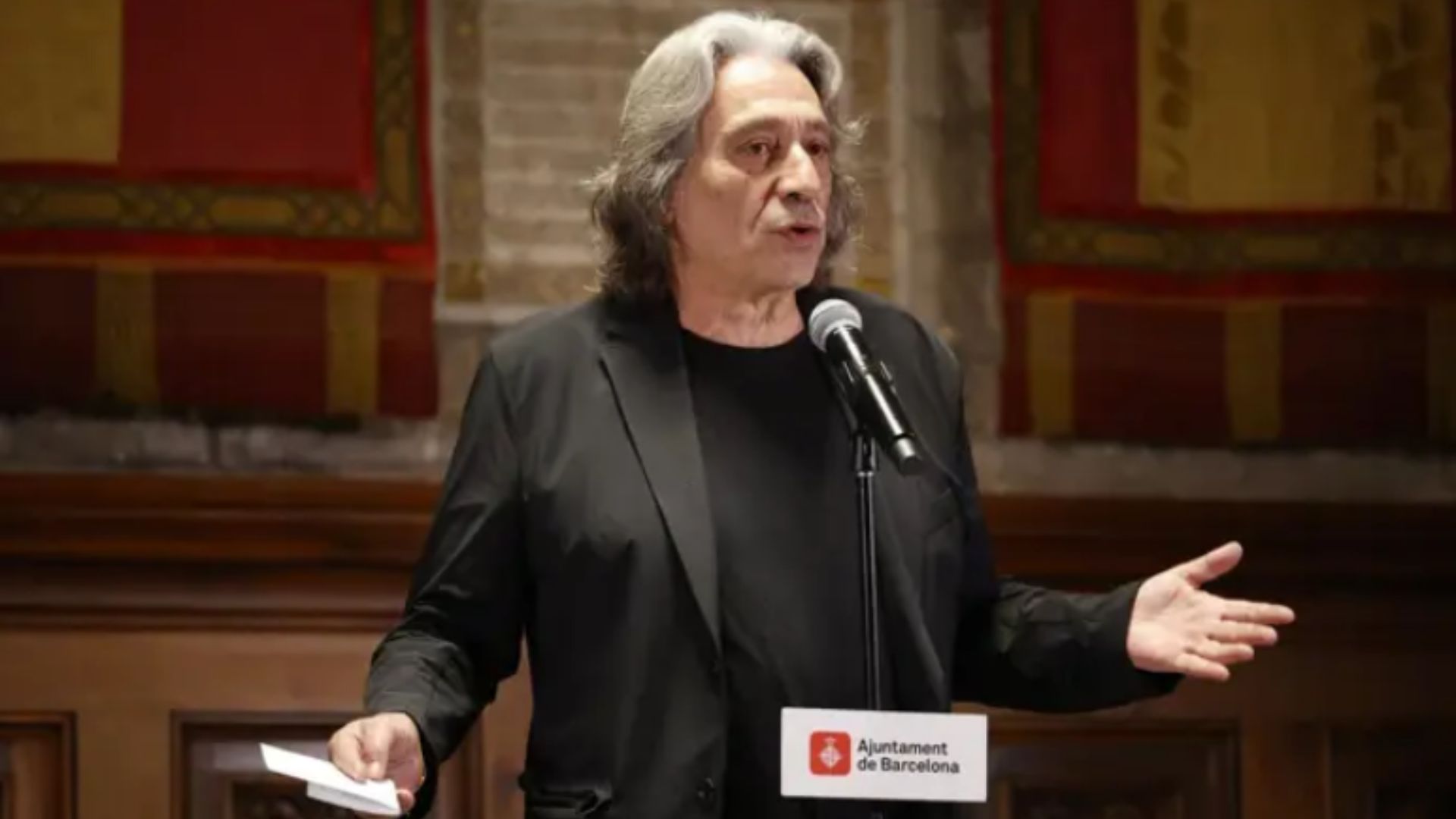 El concejal de Barcelona Xavier Marcé se retracta después de llamar &quot;partida de nazis&quot; a la federaciones deportivas