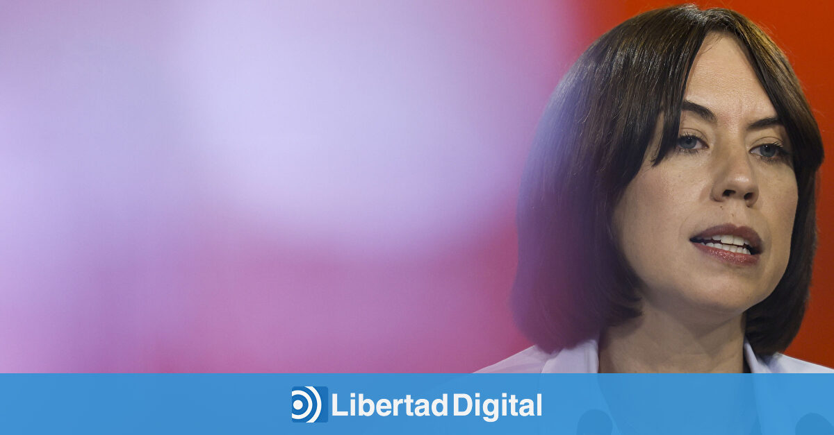 Morant, ministra de Universidades, le desea  mucha suerte  al comisionado que falsificó su título universitario