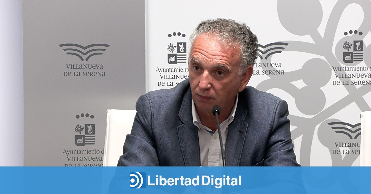 El delegado del Gobierno de Extremadura presumía de una diplomatura que no tiene