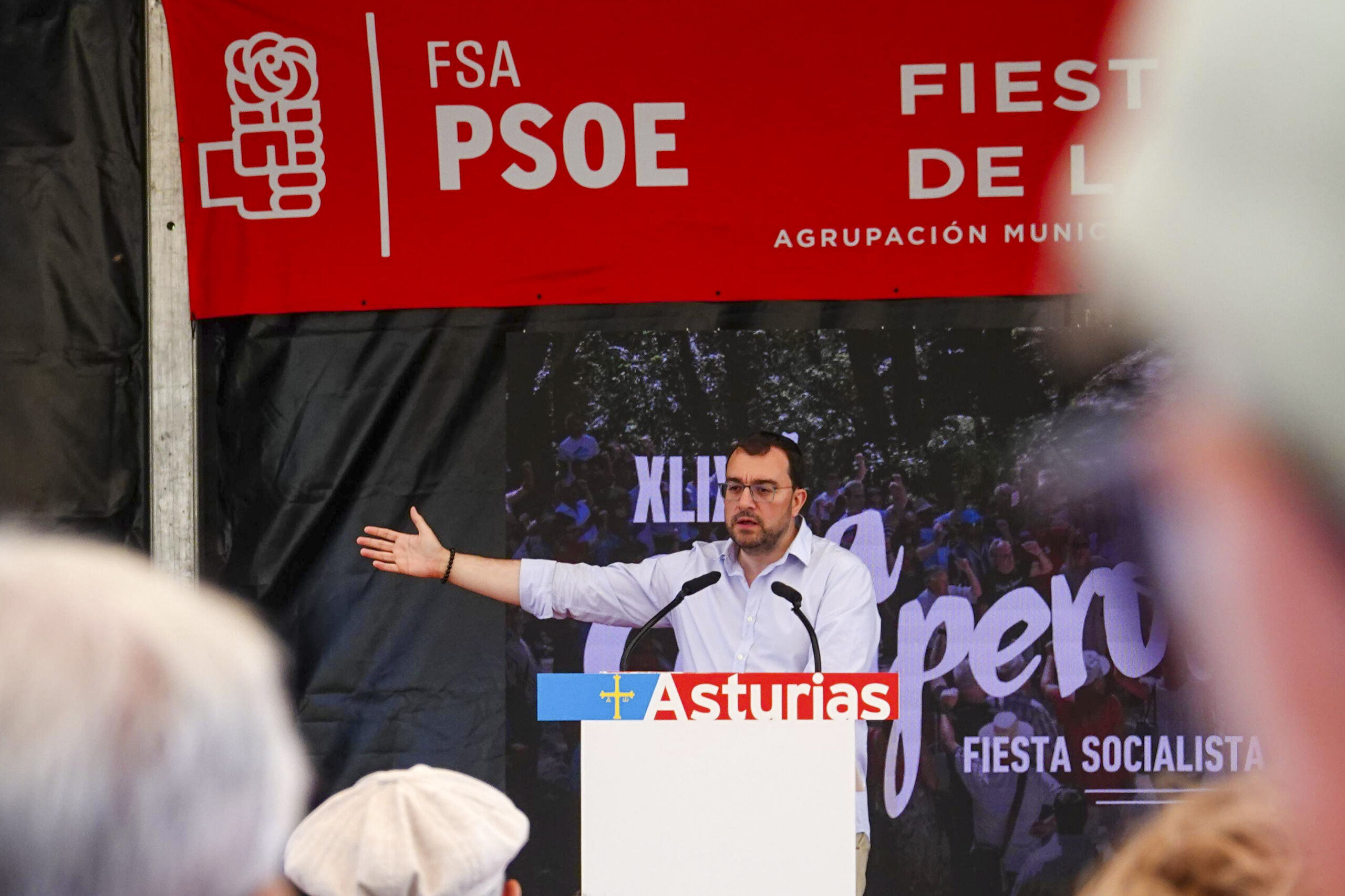 Barbón se une a la cruzada contra Madrid, una comunidad "que absorbe"