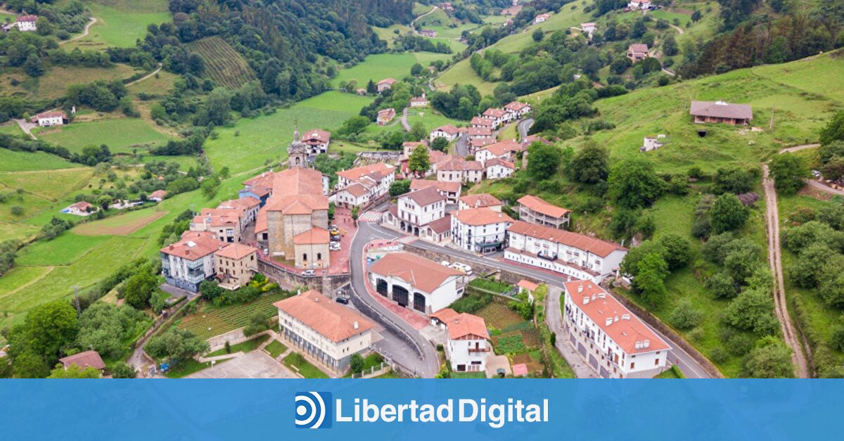 La dependencia del coche marca la movilidad en el medio rural español
