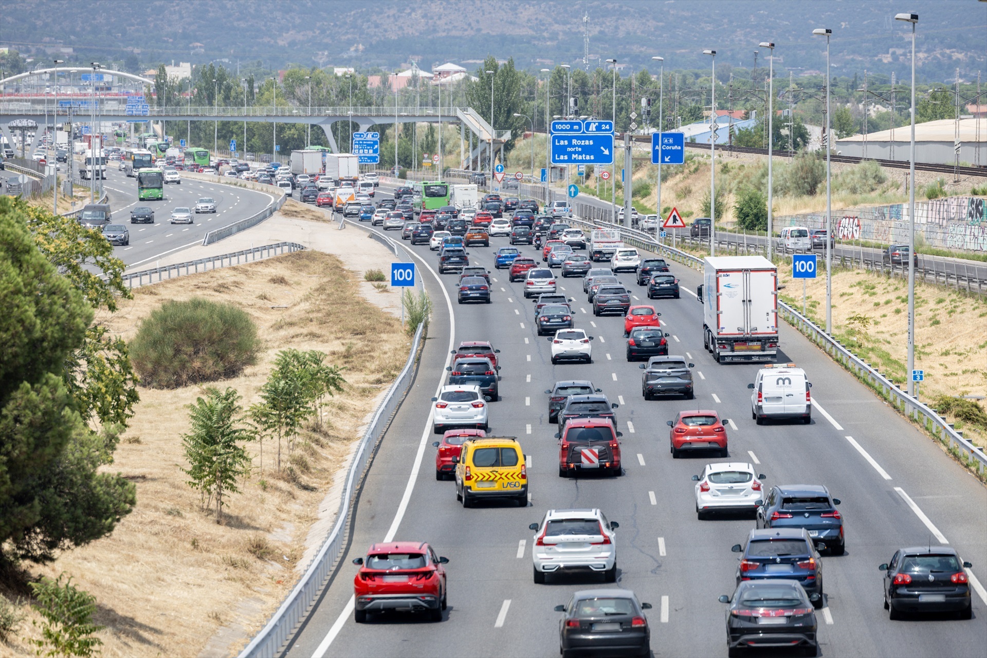 Los coches españoles siguen envejeciendo y ya pisan los talones a Lituania, Polonia y Rumanía