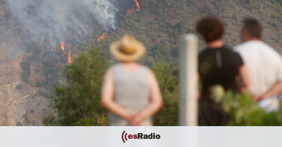Galicia encara otra semana con la ola de incendios activa, que afecta ya a casi unas 63.000 hectáreas