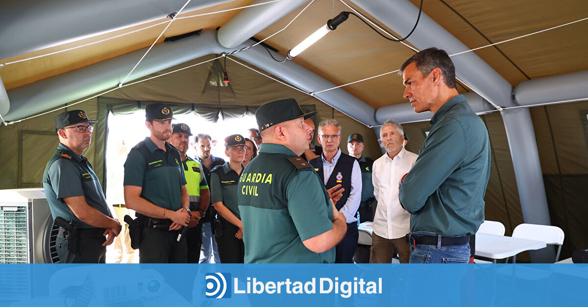 Sánchez se blinda en su visita a las zonas incendiadas para no repetir la fuga de Paiporta