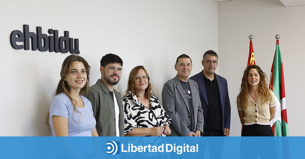 Sumar pacta "colaborar" con Otegi para mantenerse en el poder