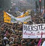 Panorámica de una de las manifestaciones contra Villepin.