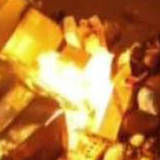 Los 'jóvenes sin futuro' provocan una batalla campal: 24 detenidos y 5