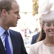 El prncipe Guillermo, con Kate Middleton poco antes de dar a luz | EFE
