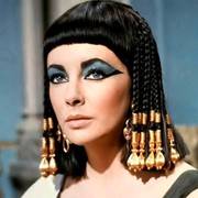 Elizabeth Taylor, en Cleopatra