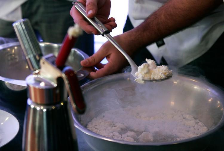 7 ventajas del acero inoxidable para preferirlo en la cocina, Estilo de  Vida Hogar