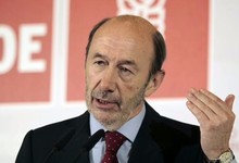 Rubalcaba, durante la rueda de prensa de hoy | Efe