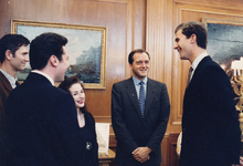 Alaska en una audiencia con el pr�ncipe