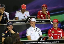 Senna, Hamilton, Massa, Vettel, Schumacher y Alonso, en la rueda de prensa de la FIA. | EFE