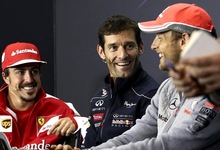 Alonso (i), en la rueda de prensa junto a Webber (c) y Jenson Button. | EFE