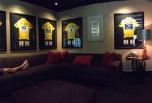 Armstrong posa orgulloso con sus siete Tours de Francia. | Foto: Twitter