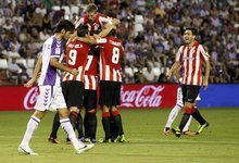 Los jugadores del Athletic celebran uno de los goles ante el Valladolid. | EFE