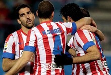 Los jugadores del Atl�tico de Madrid celebran un gol. | EFE