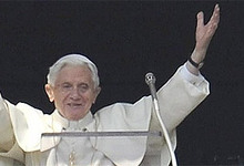 El Santo Padre, durante la ceremonia del ngelus de este domingo | EFE