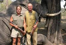 El Rey, durante su polmica cacera en Botsuana | Archivo