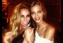 Carbonero con su maquilladora en Brasil