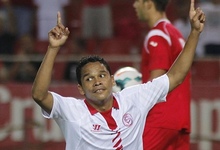 Carlos Bacca celebra su gol con el Sevilla. | EFE