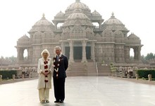 Carlos y Camilla en la India | Efe