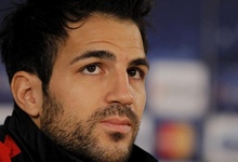 Cesc quiere compartir banquillo de nuevo con van Persie. | Archivo