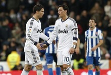 Cristiano y zil durante el partido frente al Espanyol. | EFE