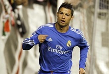 Cristiano ronaldo celebra uno de sus goles ante el Rayo Vallecano. | EFE