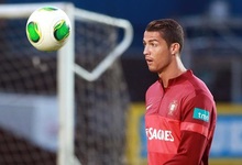 Cristiano Ronaldo jug con problemas fsicos en partido con su seleccin. | EFE