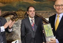Cristobal Montoro, recoge el primer Premio de Impulso del Autnomo que otorga ATA | EFE
