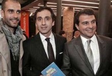Guardiola, junto a Estiarte y Laporta. | Archivo
