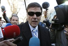 El doctor Eufemiano Fuentesa a su salida del Juzgado nmero 21 de lo Penal de Madrid. | EFE