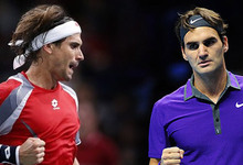 David Ferrer, contra Roger Federer en la Copa Masters. | LD