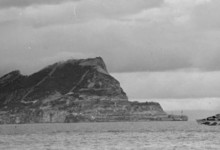 Crucero britnico HMS Argonaut acercndose a Gibraltar; 