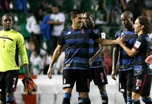 Los jugadores del Granada celebran el triunfo ante el Elche. | EFE