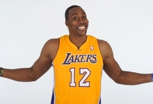 Dwight Howard, con la camiseta de los Lakers.