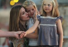 Las infantas y Doa Letizia | Cordon Press