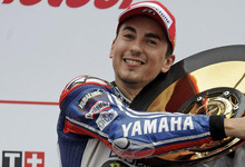 Jorge Lorenzo, en el podio | Efe