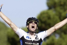 Konig celebra su triunfo en la octava etapa de la Vuelta a Espaa. | EFE